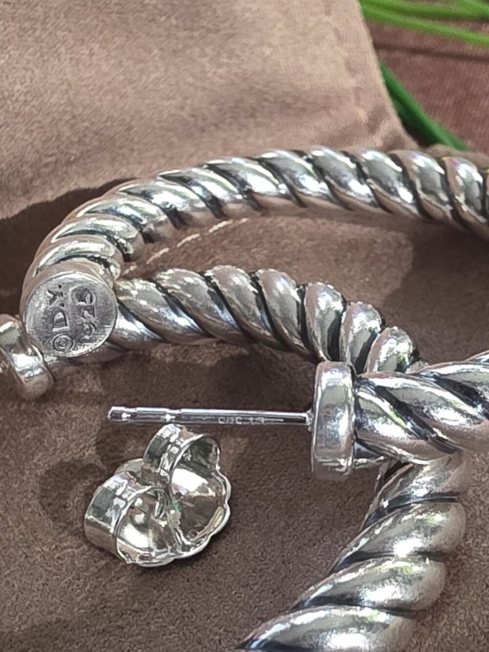 ​David Yurman Silver Cable Hoop Earrings 40mm - Picture 2 of 9